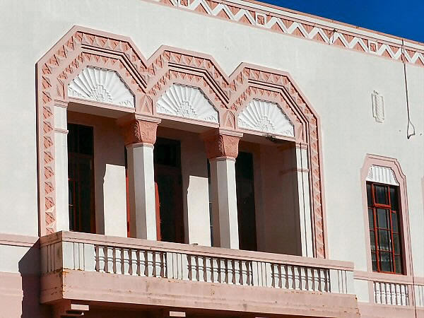 Napier 4